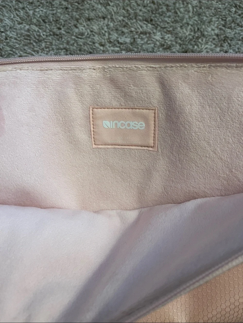 Women's Pink Tablet Sleeve Pouch